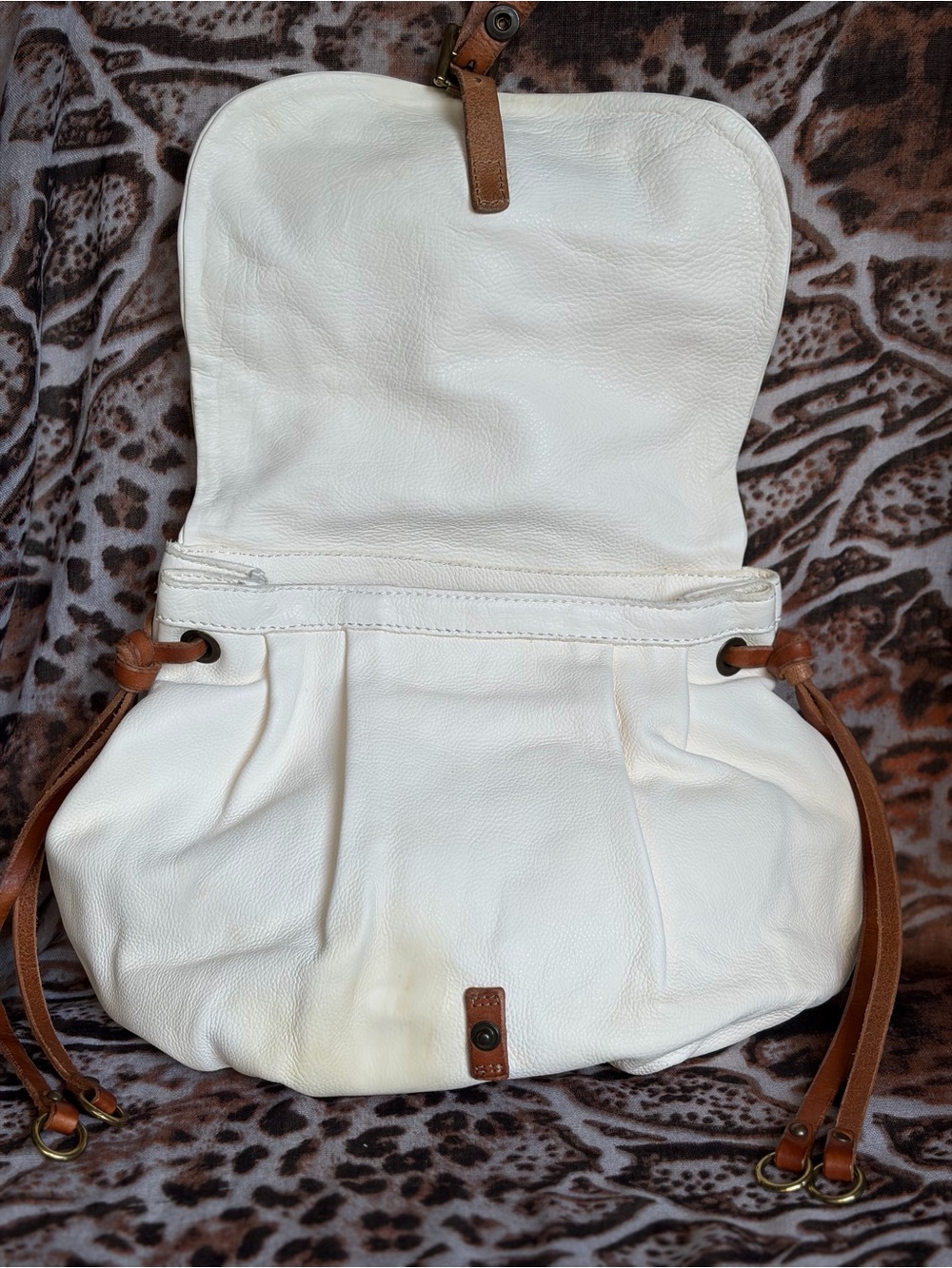 NWT A.S. 98 Leather bag in Milk/Natural Color Leather hand carry or Shoulder Bag - Picture 10 of 10